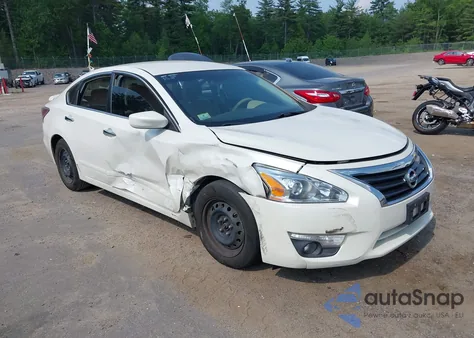 2015 Nissan Altima 2.5 S from USA, damaged, VIN 1N4AL3AP9FC126119